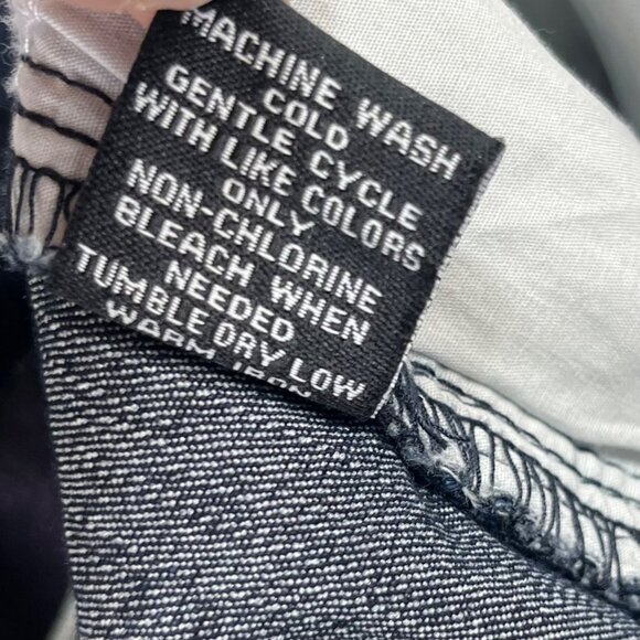 Intro Capri Pants Jeans Womens Size 24W Dark Wash Comfort Waist New - Picture 8 of 12